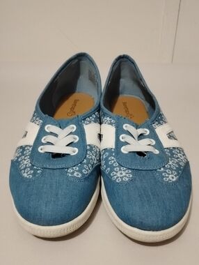 Baretrap Vannie Canvas Bandana Pattern Slip-On with White Accents